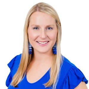 Meet your Posher, Caroline